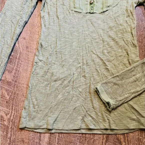 BKE Boutique Green Thermal Lace Henley Boho Cottagecore Top Large - Picture 9 of 13